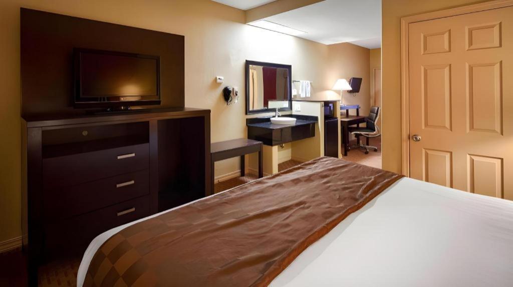 Americas Best Value Inn Monroe Bagian luar foto