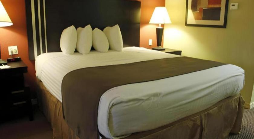 Americas Best Value Inn Monroe Bagian luar foto