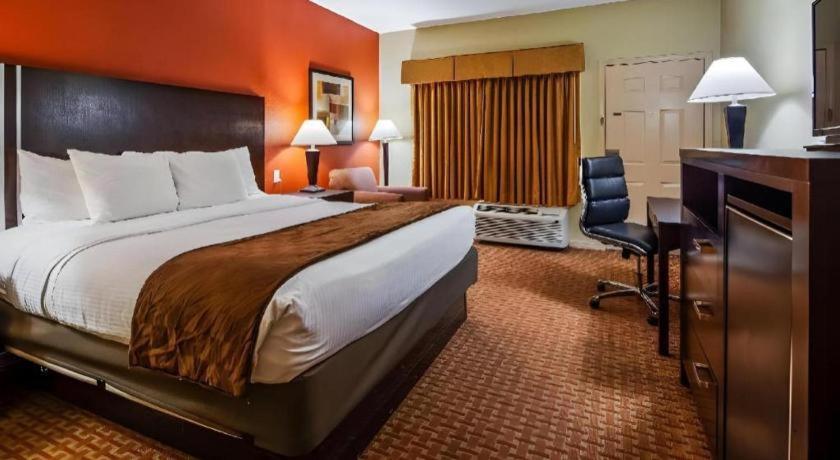 Americas Best Value Inn Monroe Bagian luar foto