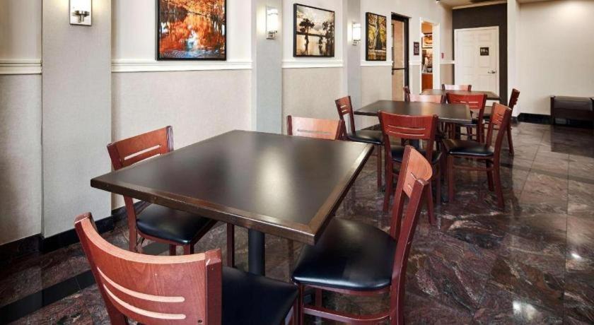 Americas Best Value Inn Monroe Bagian luar foto